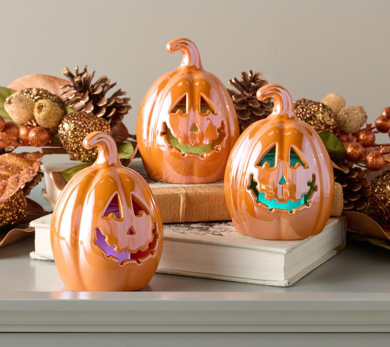 FrightHaus - Set of 3 Illuminated Jack-O-Lanterns