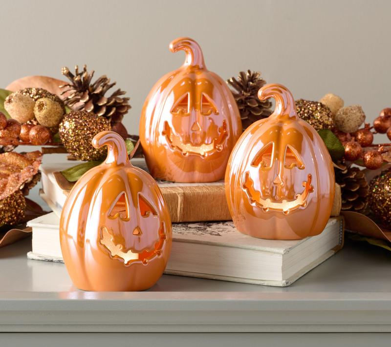 FrightHaus - Set of 3 Illuminated Jack-O-Lanterns